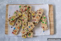 Chewy M&M Granola Bars