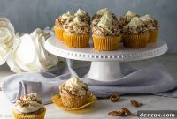 Spiced Carrot Cake Cupcakes