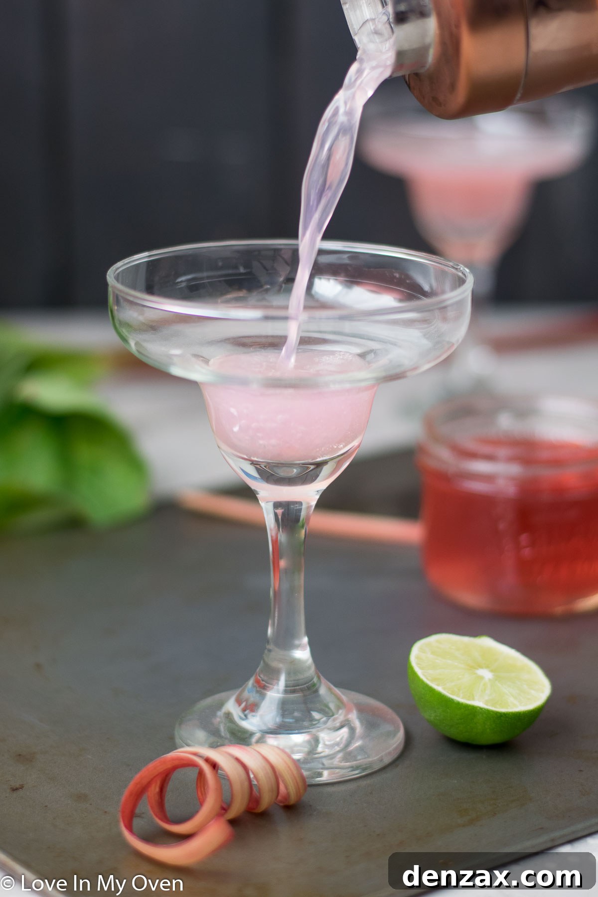 rhubarb gimlet