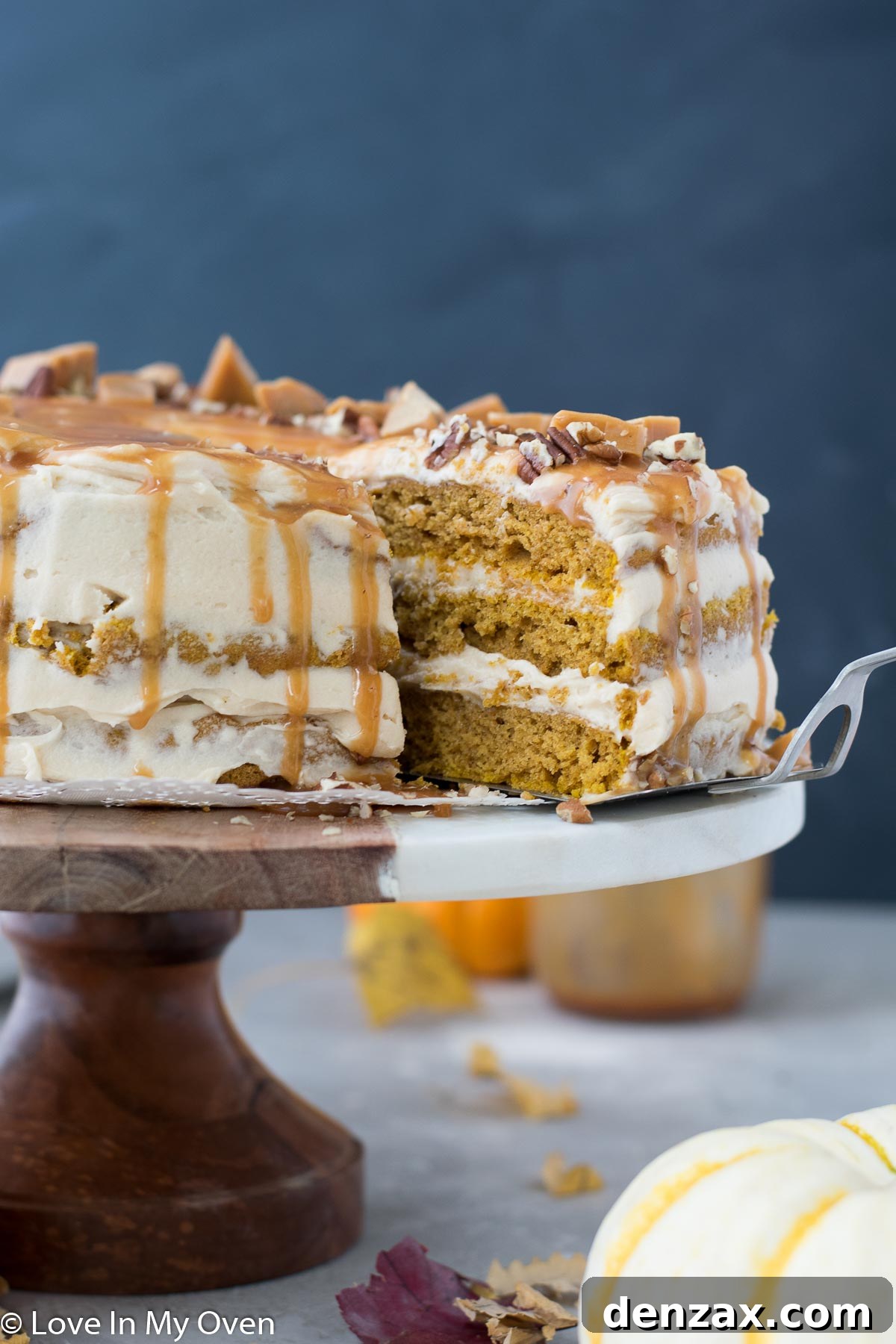 Final Pumpkin Caramel Cake, beautifully decorated and ready to serve.