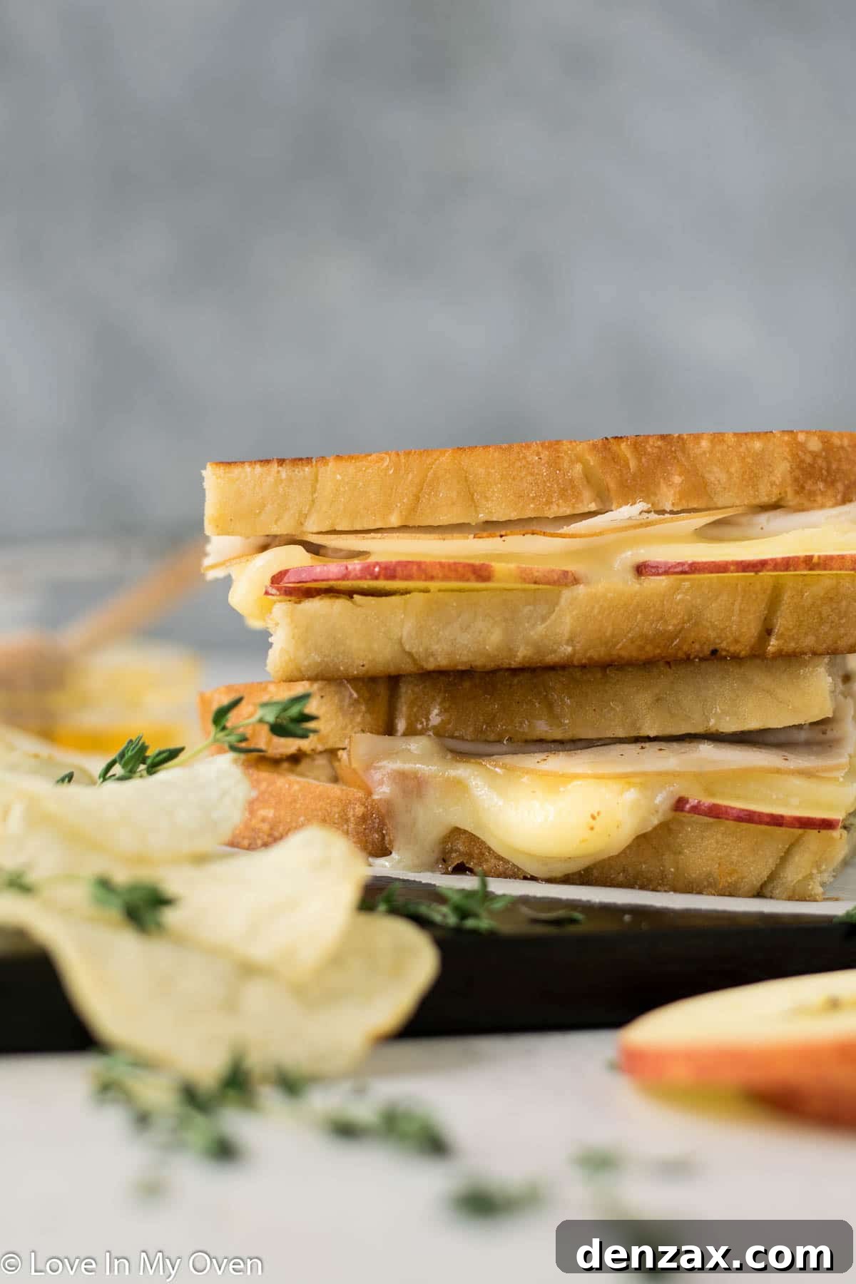 apple turkey sandwich