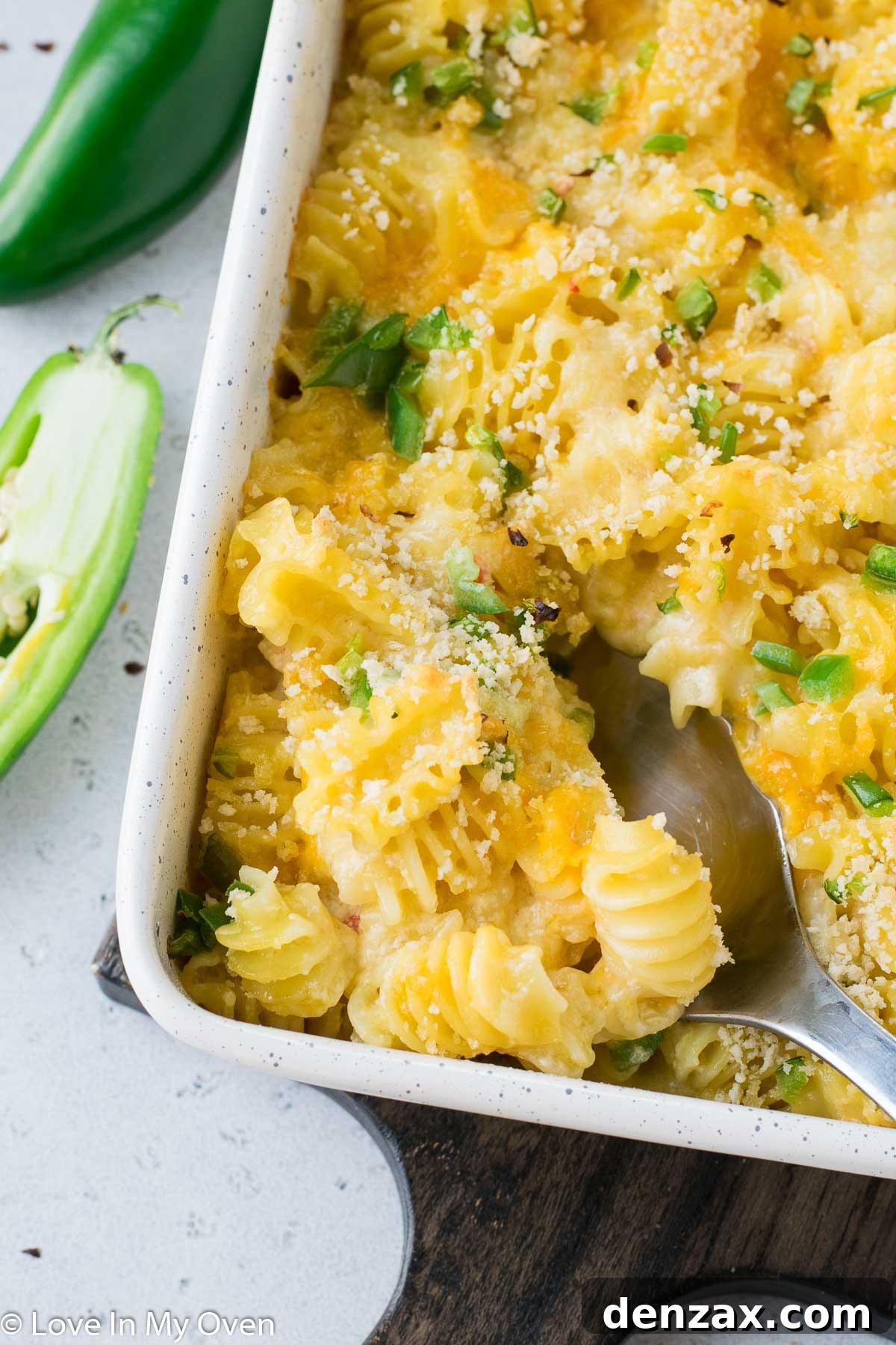 portion of jalapeno mac and cheese