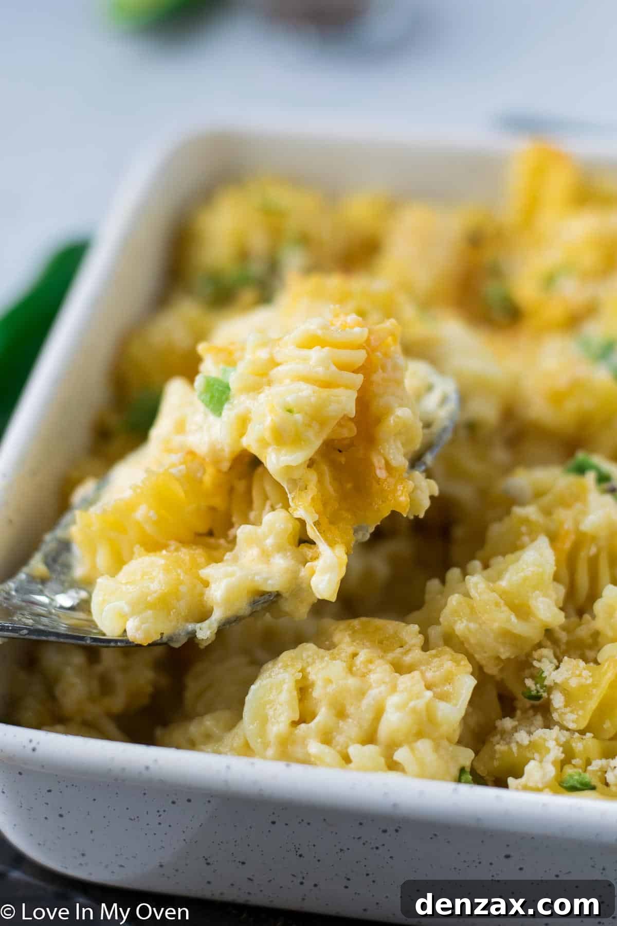 close up of jalapeno mac and cheese