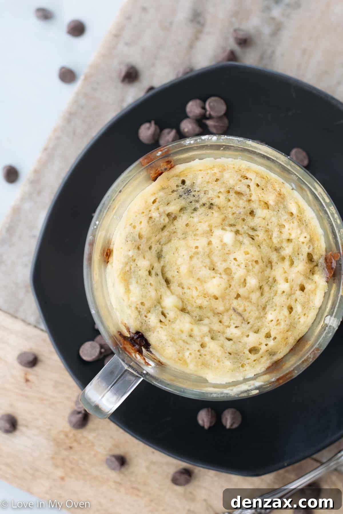 chocolate chip banana mug cake