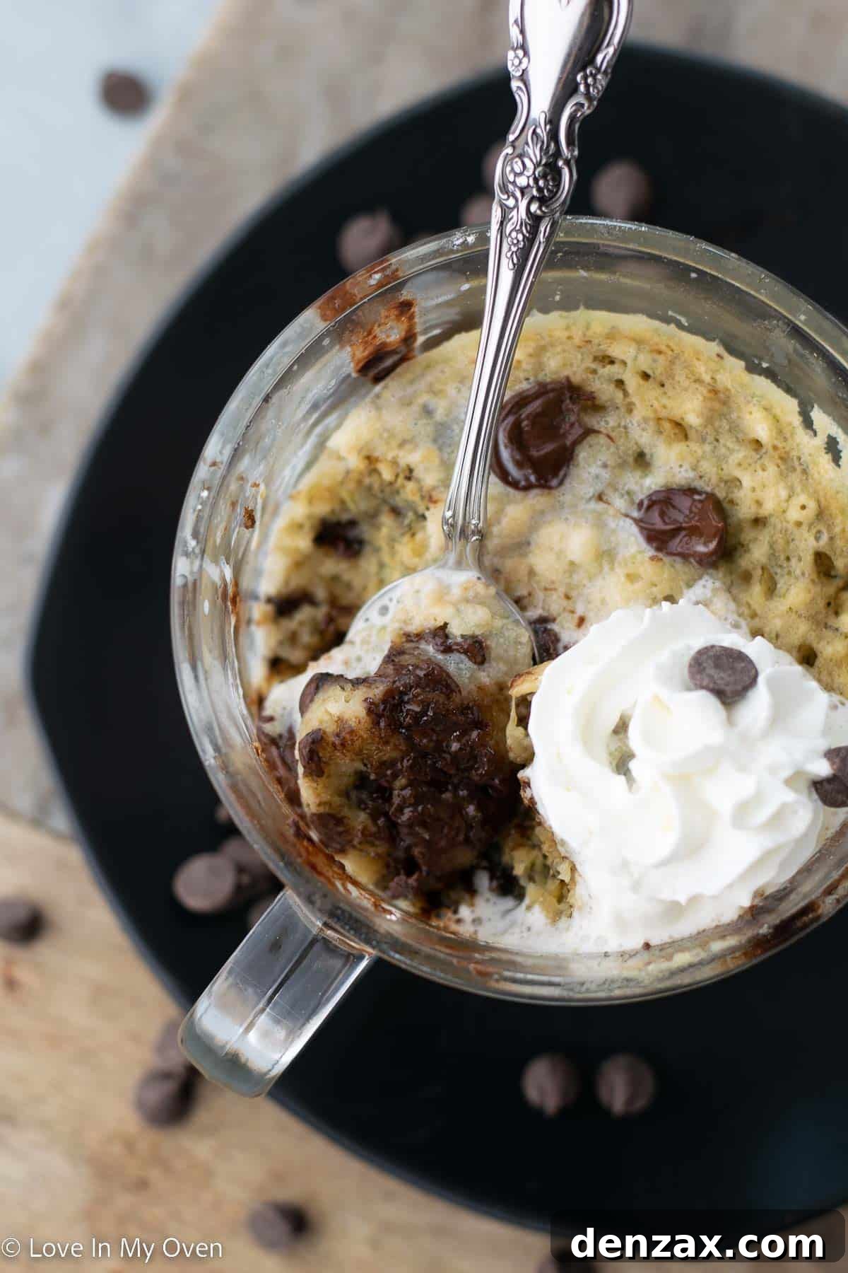 chocolate chip banana mug cake