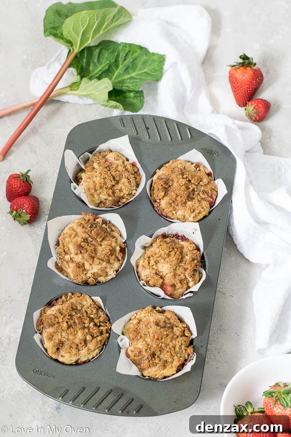 Delicious strawberry rhubarb muffins
