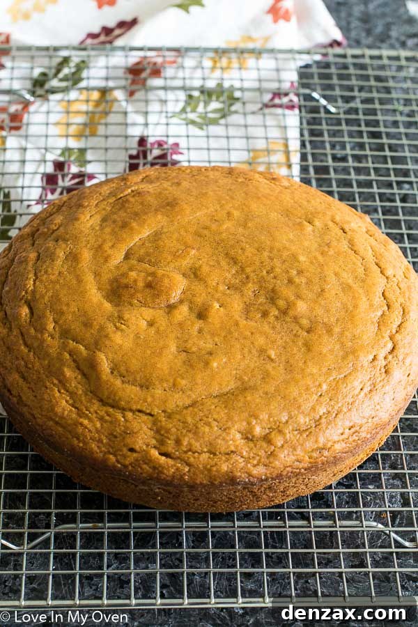 pumpkin cake ready for crumbling