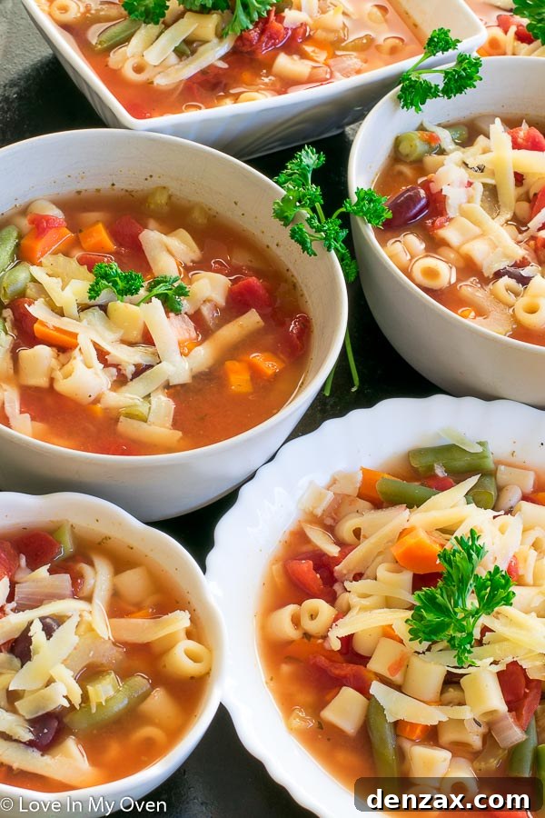 Delicious Crockpot Minestrone Soup with Vegetables
