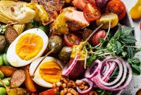 Grilled Salmon Salad with Fresh Dill Vinaigrette