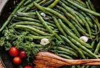 Perfectly Sautéed Green Beans: Quick, Garlicky Side Dish Recipe