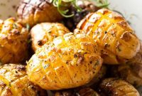 Crispy Hedgehog Roasted Potatoes Recipe for Dinner