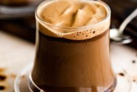 Caffè Macchiato: How to Order, Make, and Enjoy the Classic Espresso Drink
