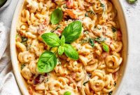 Creamy Boursin Pasta Recipe with Garlic and Herbs