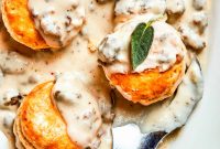 Southern Sausage Gravy Biscuits Recipe — Easy Comfort Breakfast