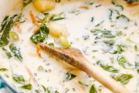 Creamy Chicken Gnocchi Soup Recipe with Garlic and Thyme