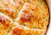 No-Knead Cheesy Artisan Bread: Crispy Crust, Gooey Center