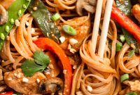 Easy Homemade Chicken Lo Mein Recipe — Quick & Flavorful Dinner